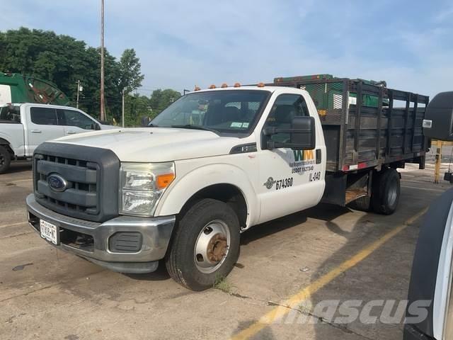 Ford F-350 Platós / Ponyvás teherautók