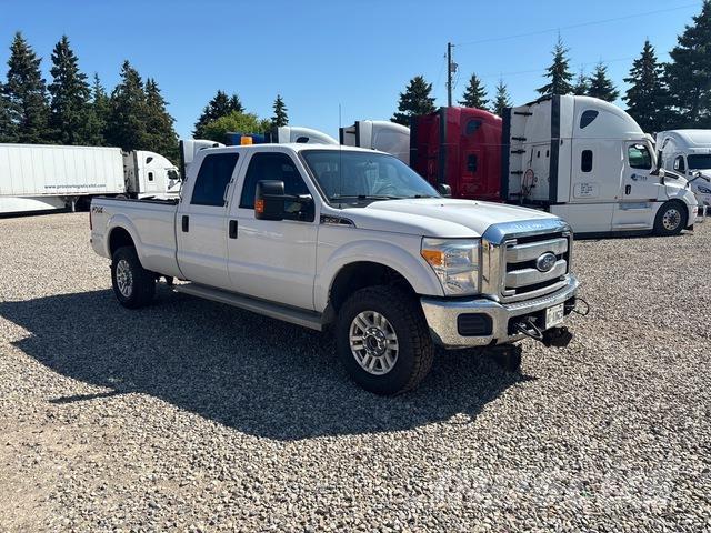 Ford F-350 Kis teherszállító/Platós kocsi