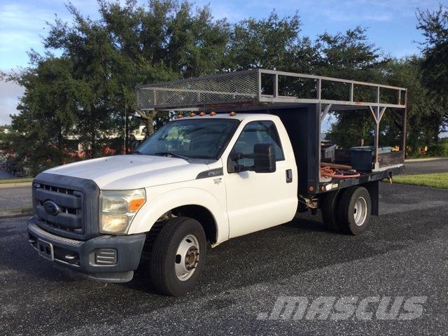 Ford F-350 Platós / Ponyvás teherautók