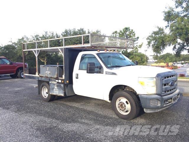 Ford F-350 Platós / Ponyvás teherautók