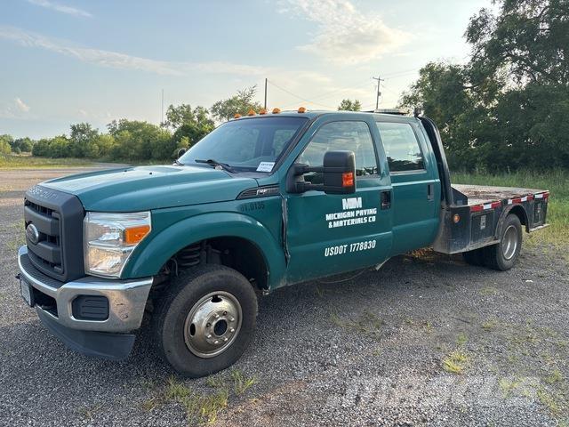 Ford F-350 Platós / Ponyvás teherautók