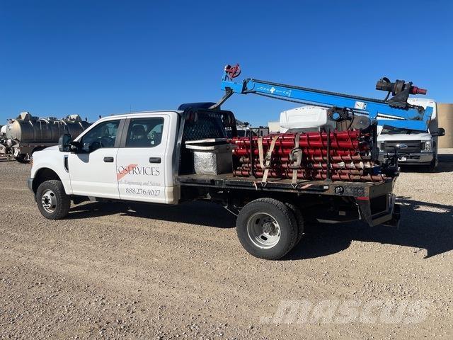 Ford F-350 Mobil fúró teherautók