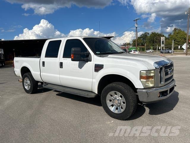 Ford F-350 Kis teherszállító/Platós kocsi