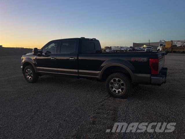 Ford F-350 Kis teherszállító/Platós kocsi