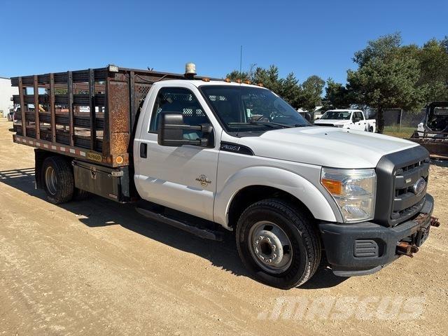 Ford F-350 Platós / Ponyvás teherautók
