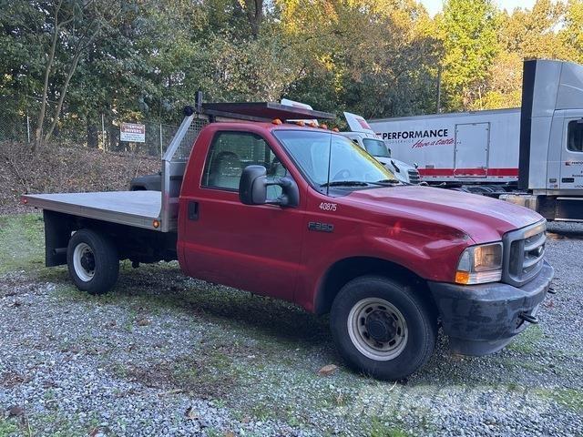 Ford F-350 Platós / Ponyvás teherautók