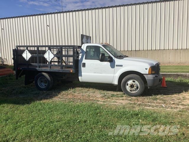Ford F-350 Platós / Ponyvás teherautók