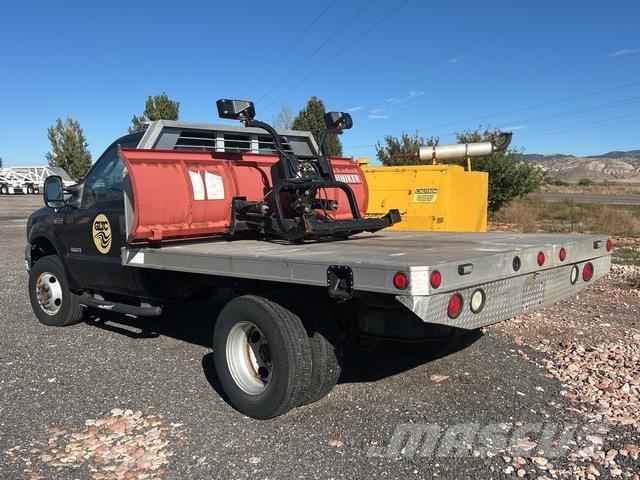 Ford F-350 Platós / Ponyvás teherautók