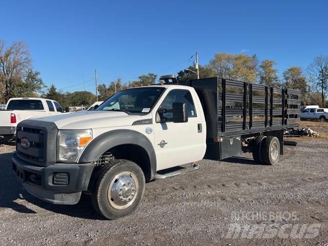 Ford F-450 Platós / Ponyvás teherautók