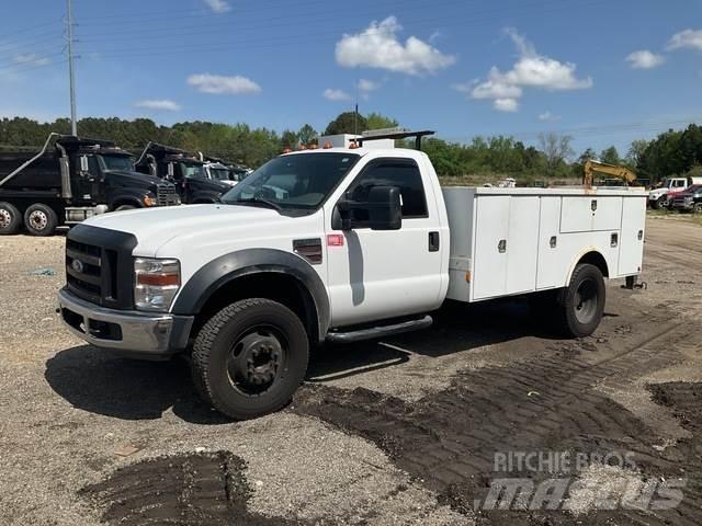 Ford F-450 Közúti karbantartó haszongépek