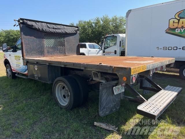 Ford F-450 Platós / Ponyvás teherautók