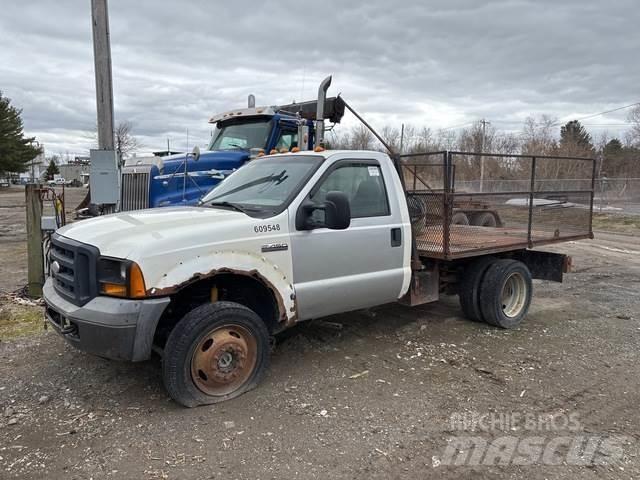 Ford F-450 Platós / Ponyvás teherautók