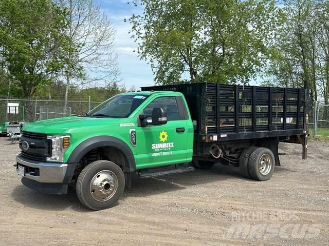 Ford F-450 Platós / Ponyvás teherautók