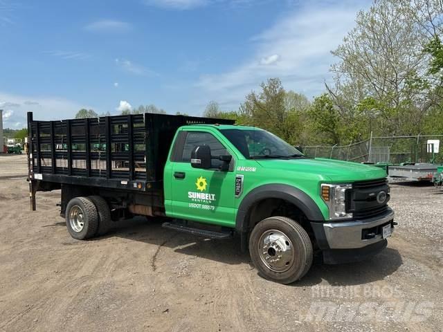 Ford F-450 Platós / Ponyvás teherautók