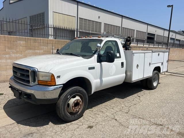 Ford F-450 Közúti karbantartó haszongépek