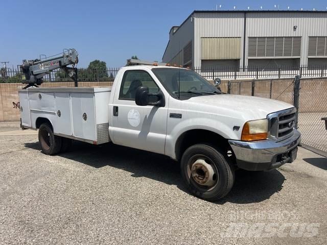 Ford F-450 Közúti karbantartó haszongépek