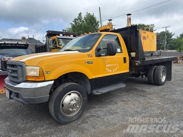 Ford F-450 Platós / Ponyvás teherautók
