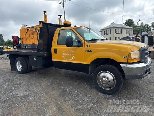 Ford F-450 Platós / Ponyvás teherautók