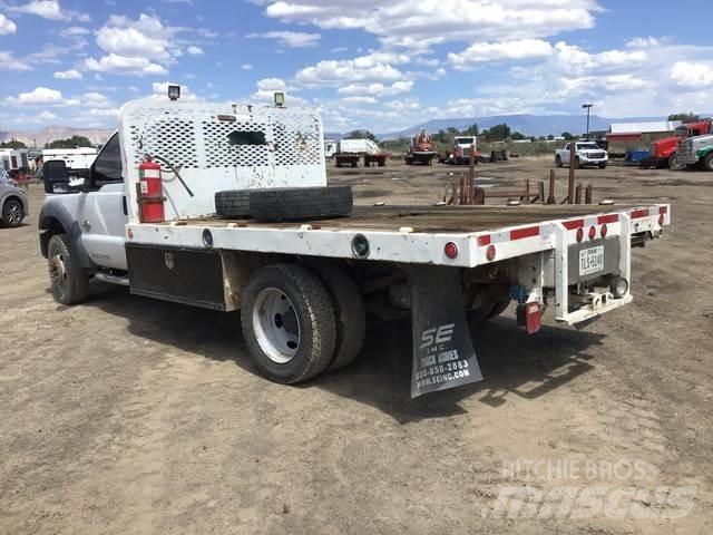 Ford F-450 Platós / Ponyvás teherautók