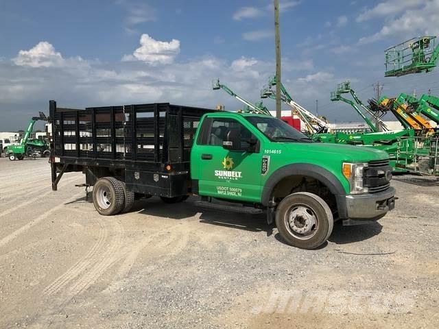 Ford F-450 Platós / Ponyvás teherautók