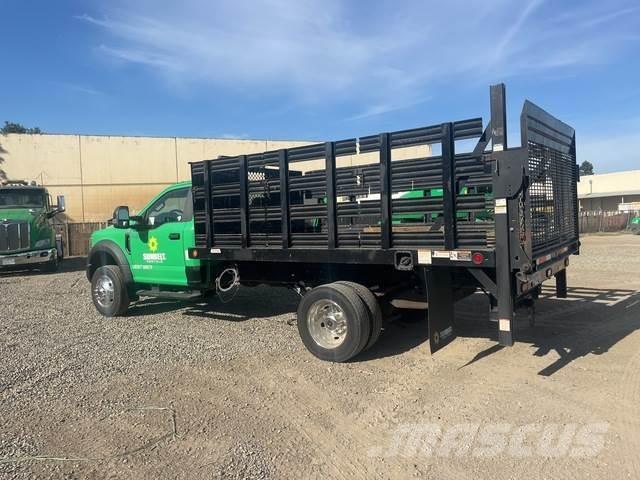 Ford F-450 Platós / Ponyvás teherautók