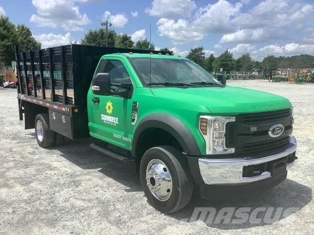 Ford F-450 Platós / Ponyvás teherautók