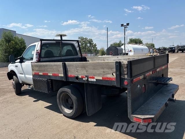 Ford F-450 Platós / Ponyvás teherautók