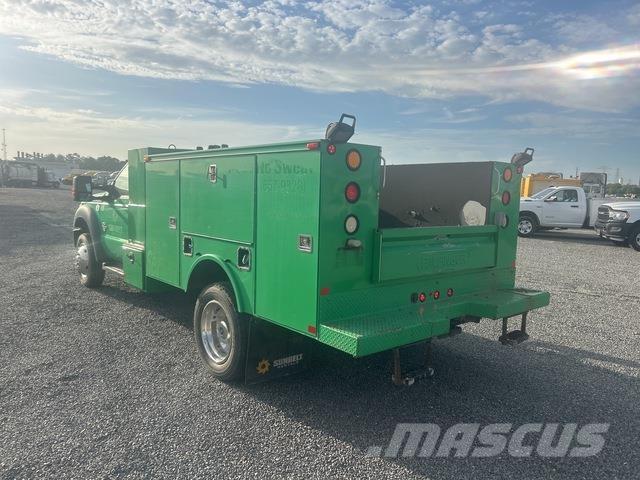 Ford F-450 Közúti karbantartó haszongépek