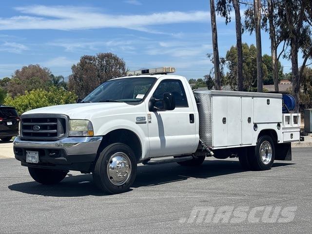 Ford F-450 Kis teherszállító/Platós kocsi