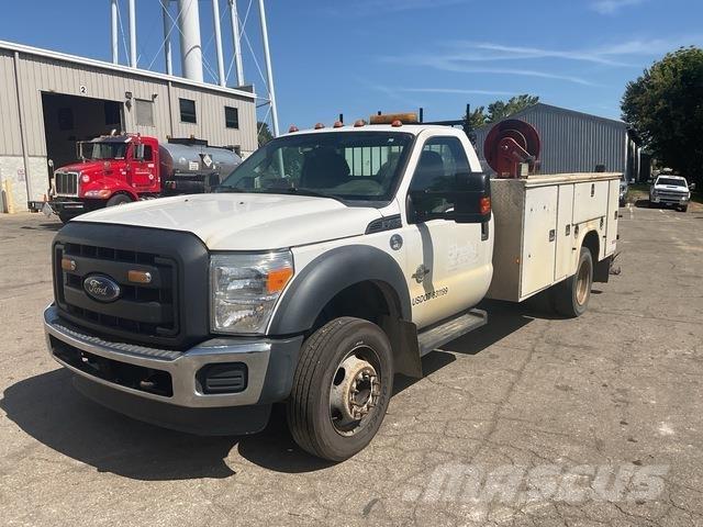 Ford F-450 Közúti karbantartó haszongépek