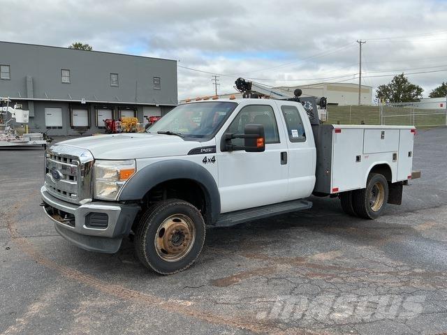 Ford F-450 Közúti karbantartó haszongépek
