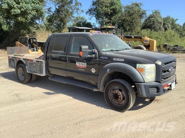 Ford F-450 Platós / Ponyvás teherautók