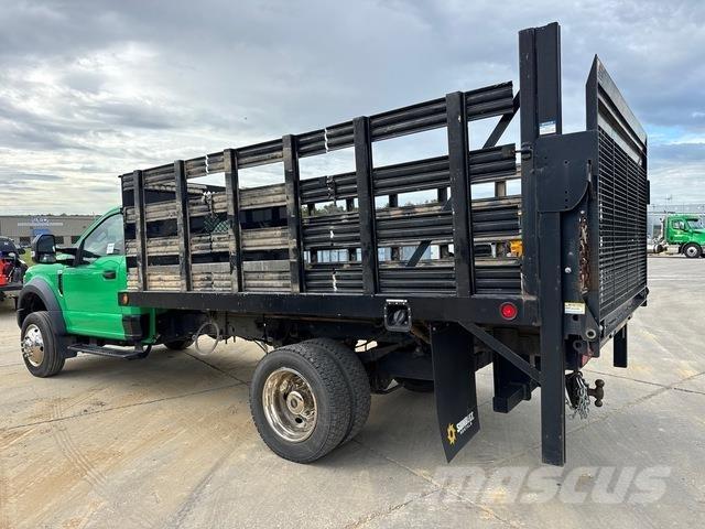 Ford F-450 Platós / Ponyvás teherautók