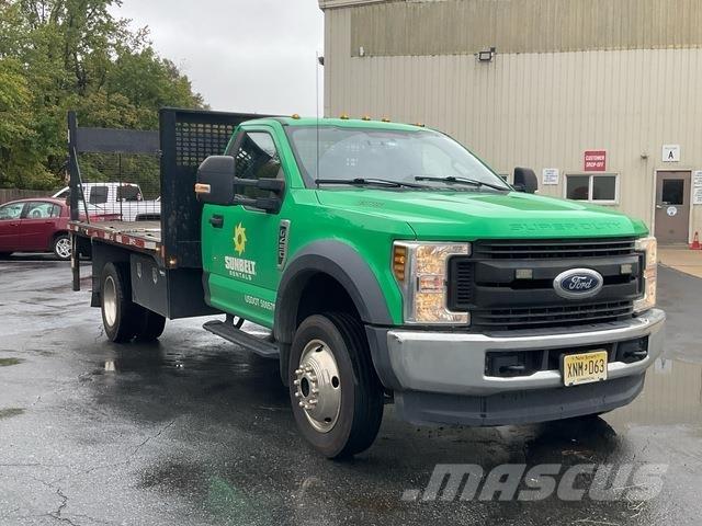 Ford F-450 Platós / Ponyvás teherautók