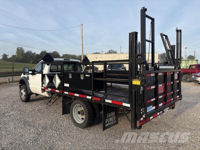 Ford F-450 Platós / Ponyvás teherautók