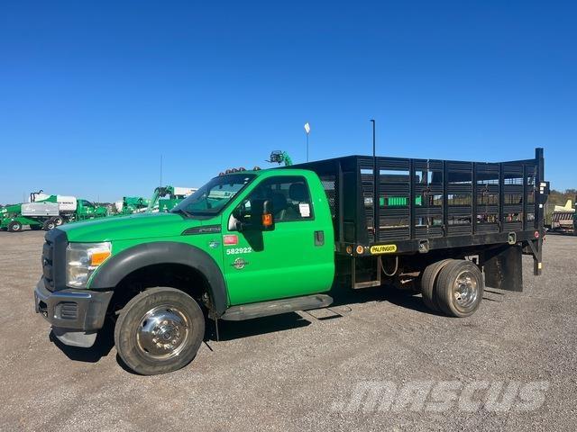 Ford F-450 Platós / Ponyvás teherautók