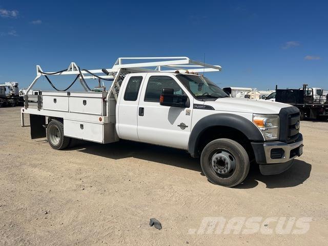 Ford F-450 Platós / Ponyvás teherautók