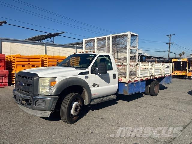 Ford F-450 Platós / Ponyvás teherautók