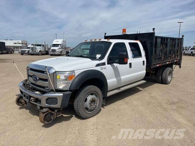 Ford F-550 Platós / Ponyvás teherautók
