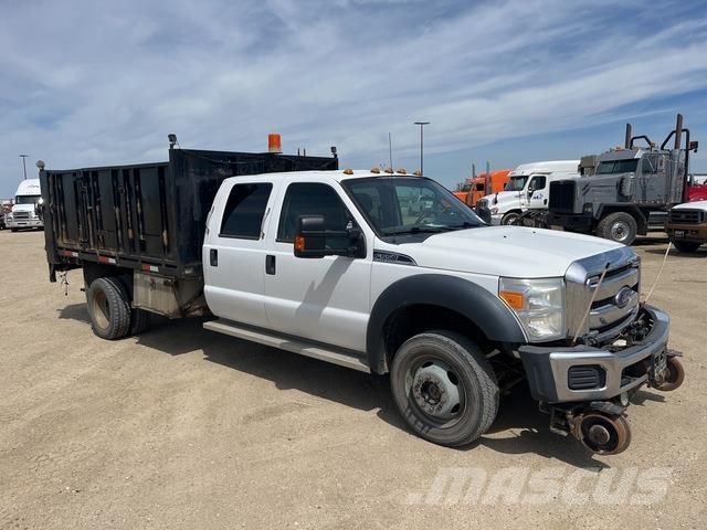 Ford F-550 Platós / Ponyvás teherautók