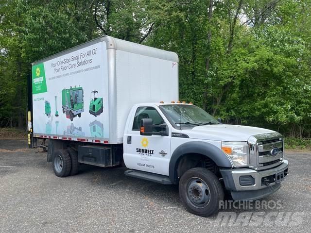 Ford F-550 Dobozos teherautók