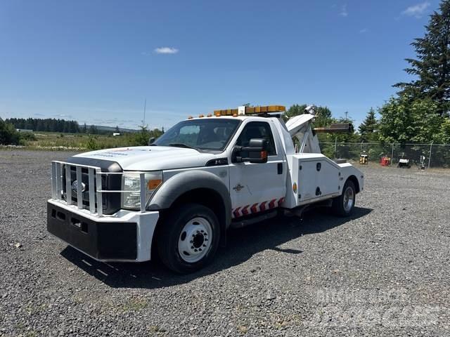 Ford F-550 Műszaki mentők