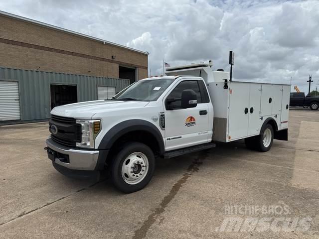 Ford F-550 Közúti karbantartó haszongépek
