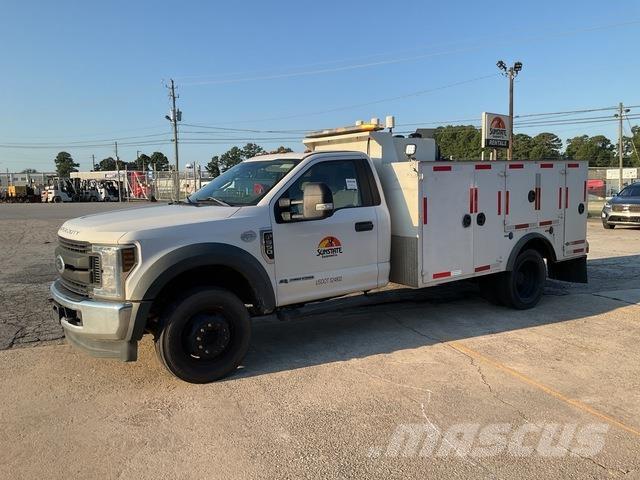 Ford F-550 Közúti karbantartó haszongépek