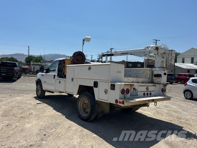 Ford F-550 Közúti karbantartó haszongépek