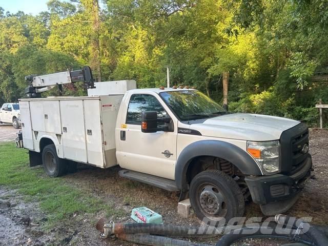 Ford F-550 Közúti karbantartó haszongépek