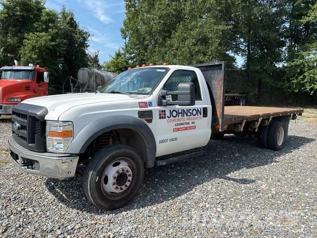 Ford F-550 Platós / Ponyvás teherautók