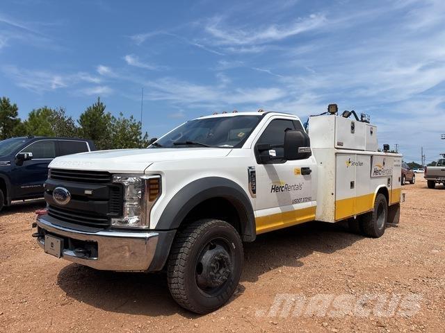 Ford F-550 Tartályos teherautók