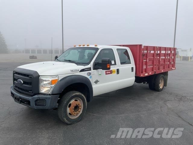 Ford F-550 Platós / Ponyvás teherautók