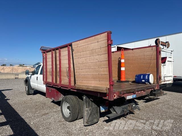 Ford F-550 Billenő teherautók